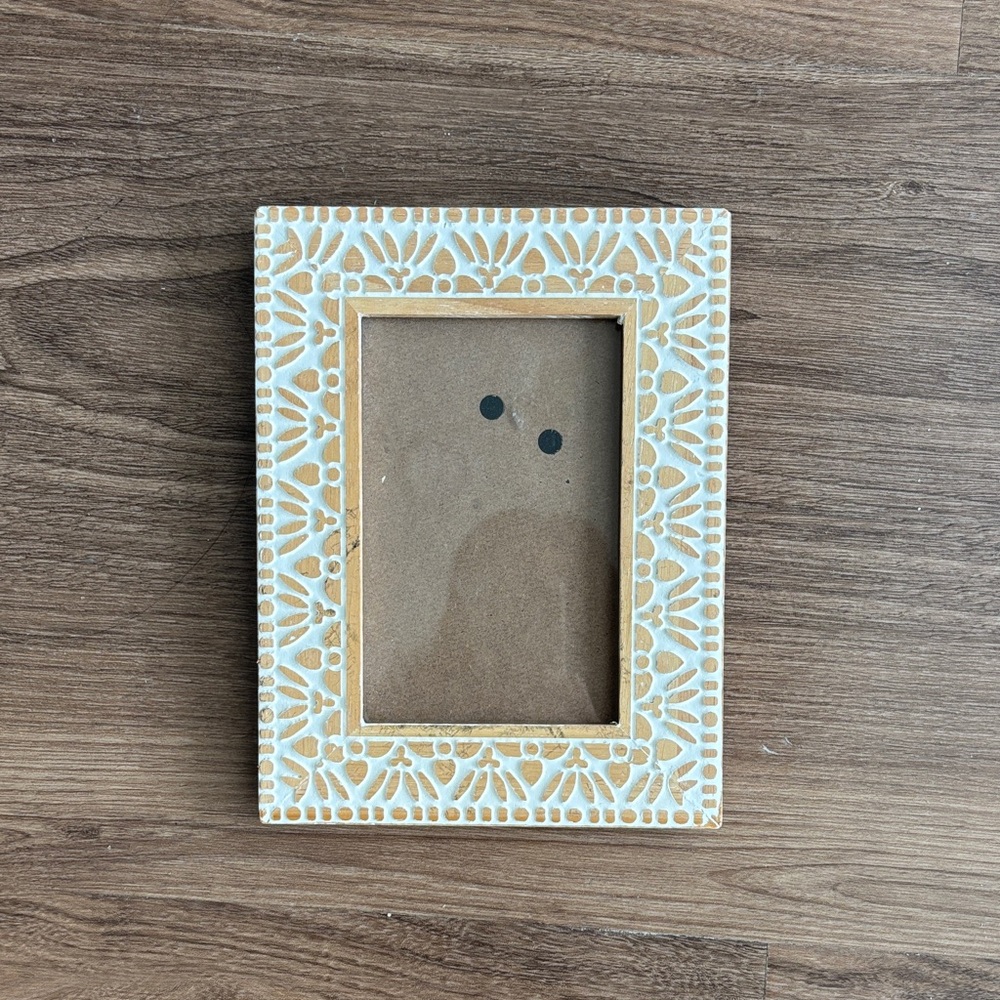 Target picture/photo frame